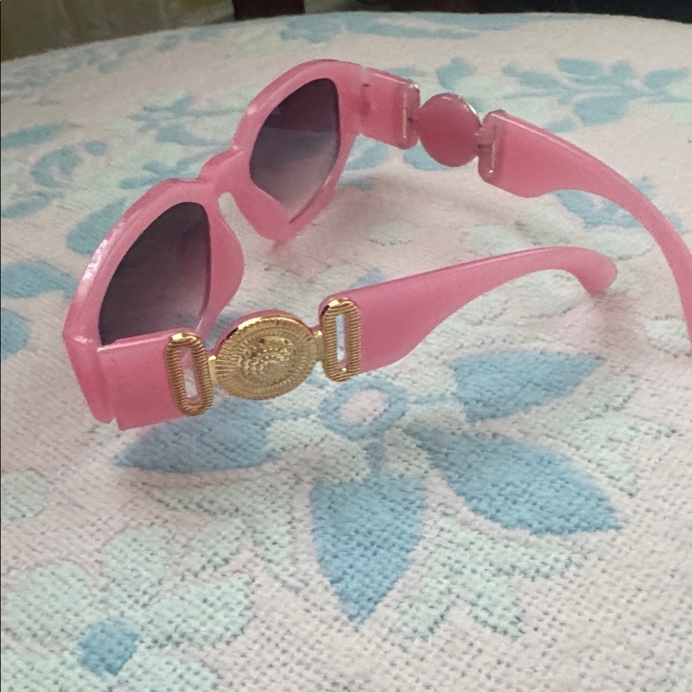 *NEW* PINK PEARL Fashion Designer-Style Monogram Sunglasses NEW - Picture 3 of 4